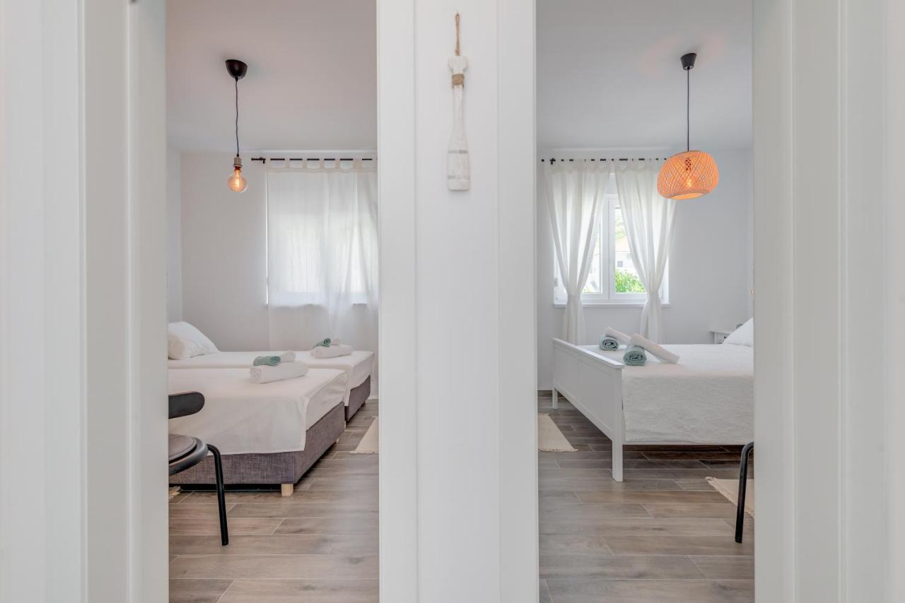 New And Chic Place Near Old Town Of Trogir Exterior foto
