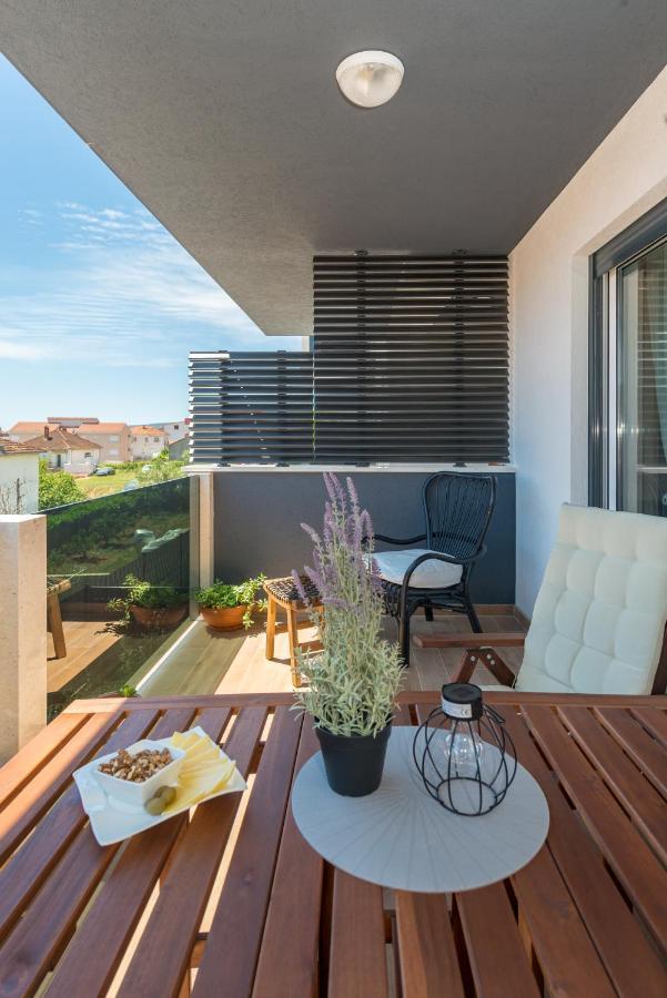 New And Chic Place Near Old Town Of Trogir Exterior foto
