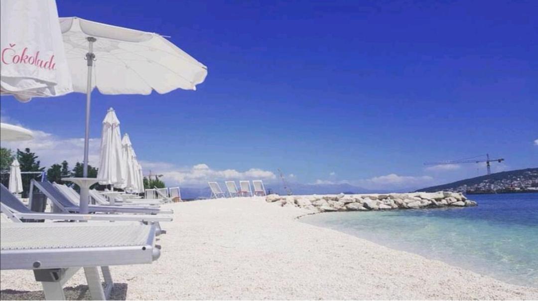 New And Chic Place Near Old Town Of Trogir Exterior foto